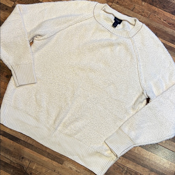 Daytrip from Buckle White Wubby Pullover Sweater Size Medium - Picture 7 of 15